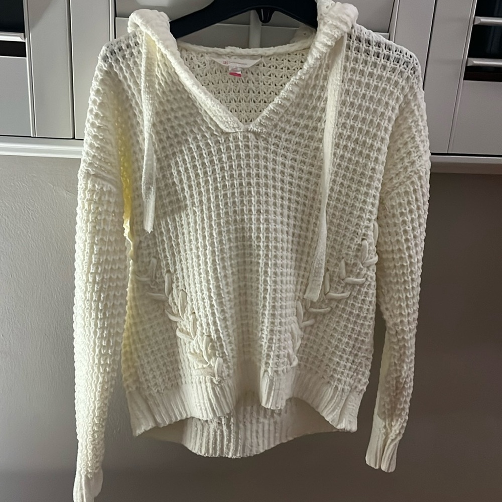 Kit-netted sweater with hoodie 🧶